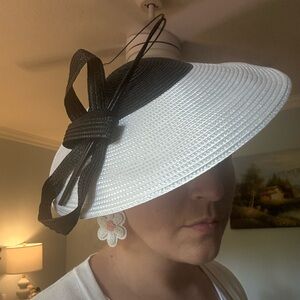 Elegant Black and White Women's Hat/Fascinator